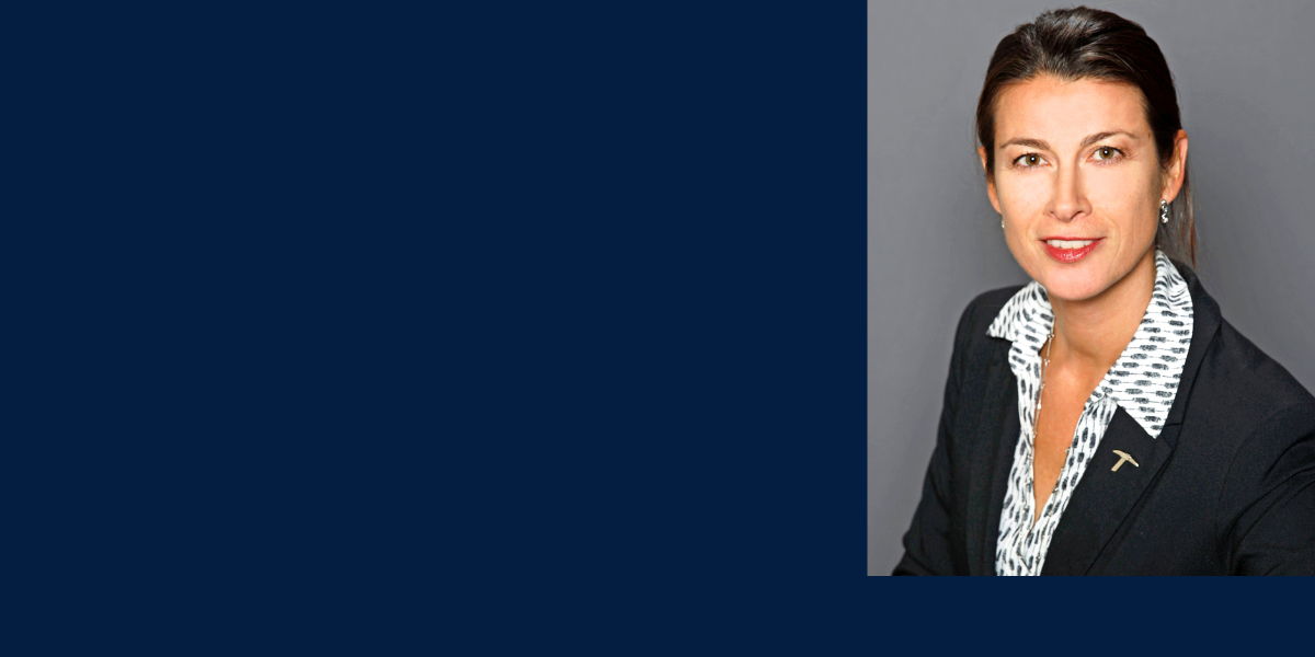 CHS Professor Receives Prestigious Regents' Outstanding Teaching Award 